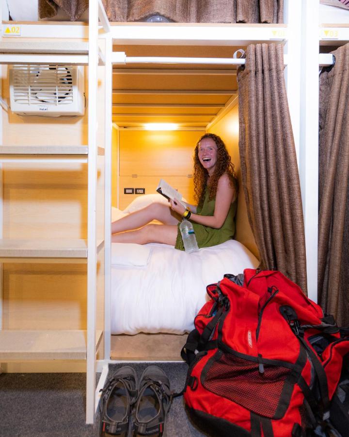 Khao San Social Capsule Hostel Bangkok Eksteriør bilde