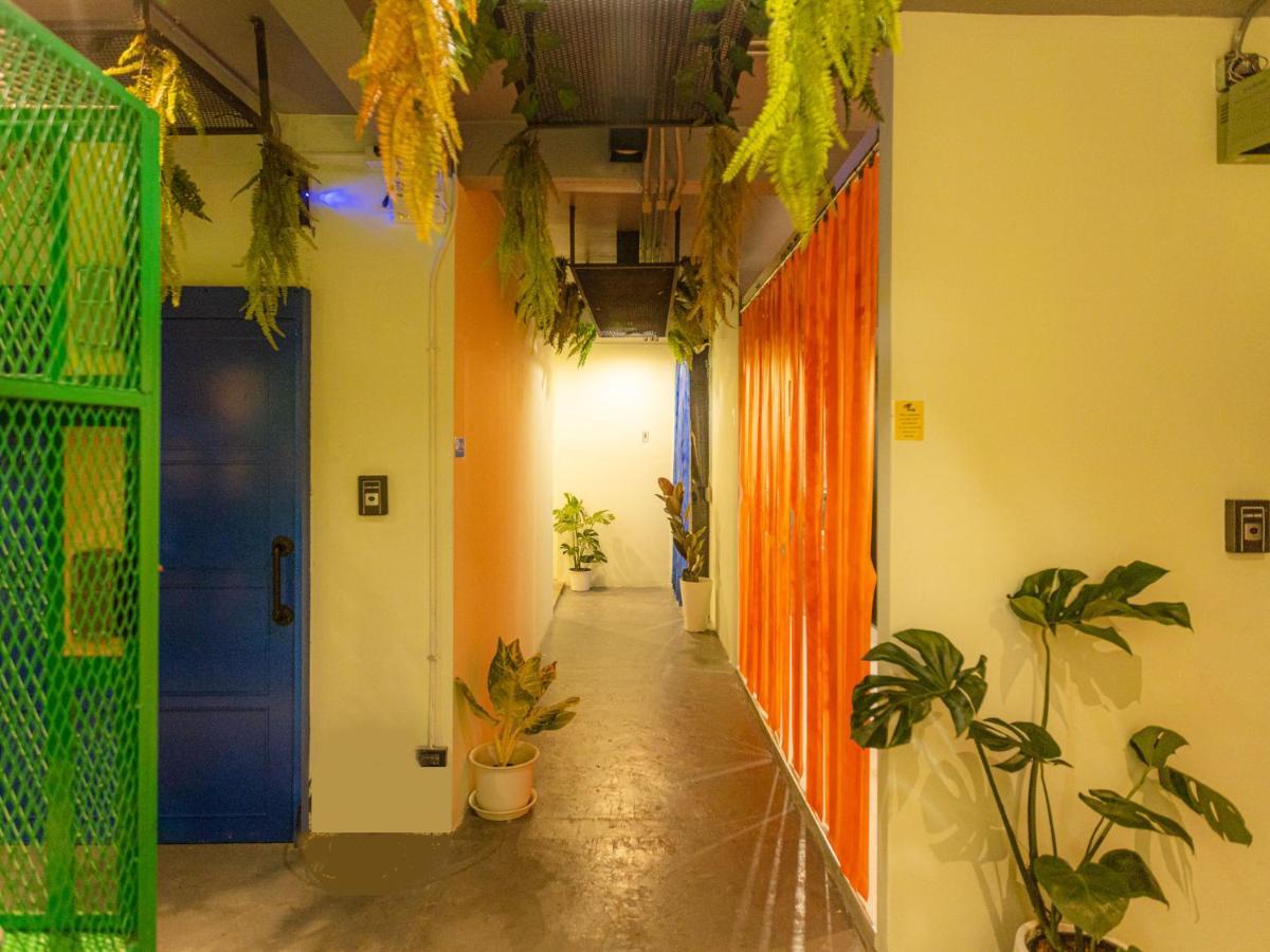 Khao San Social Capsule Hostel Bangkok Eksteriør bilde