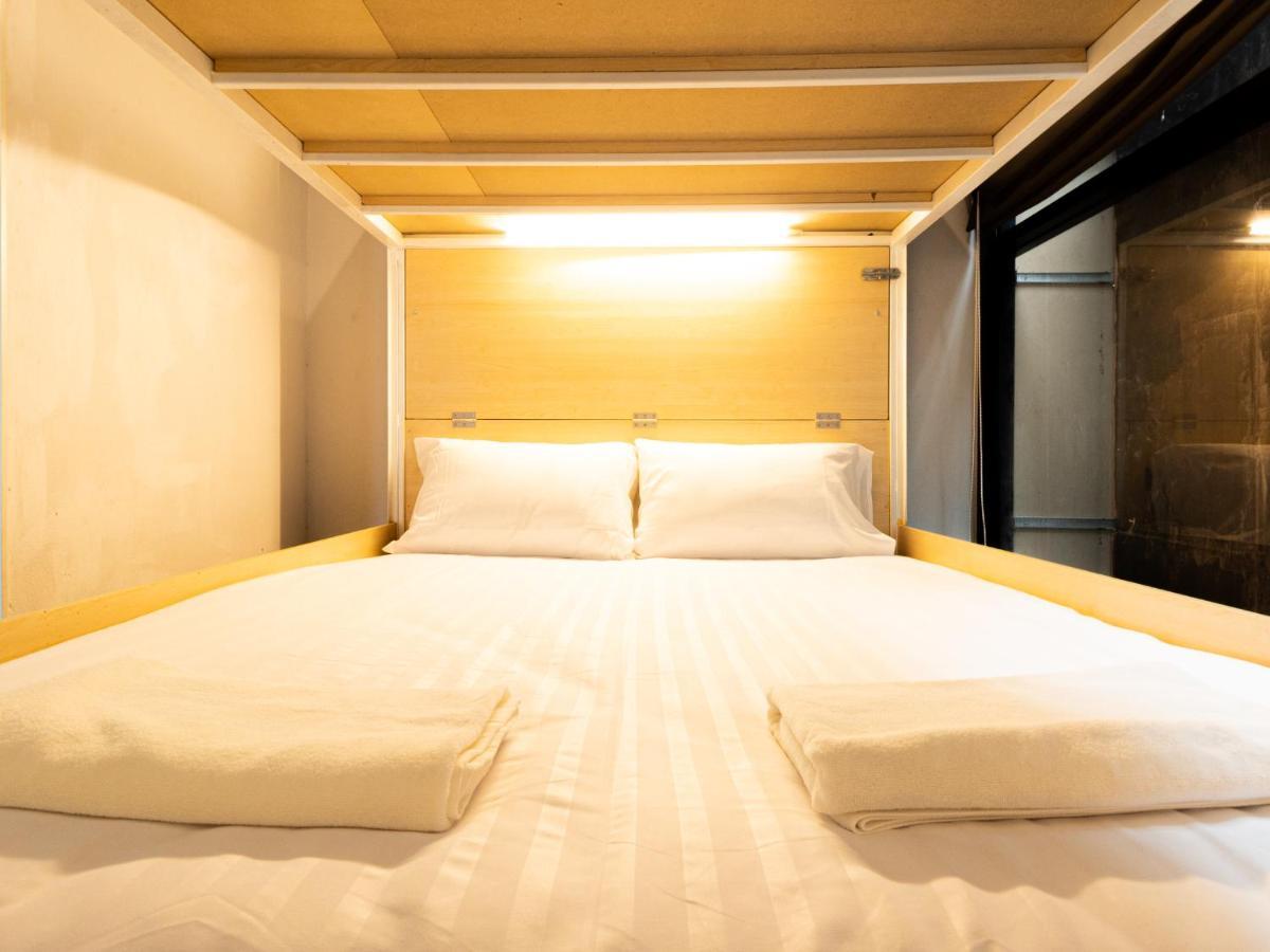 Khao San Social Capsule Hostel Bangkok Eksteriør bilde
